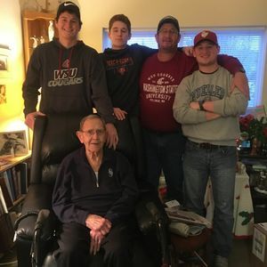 Meet your Posher, Max